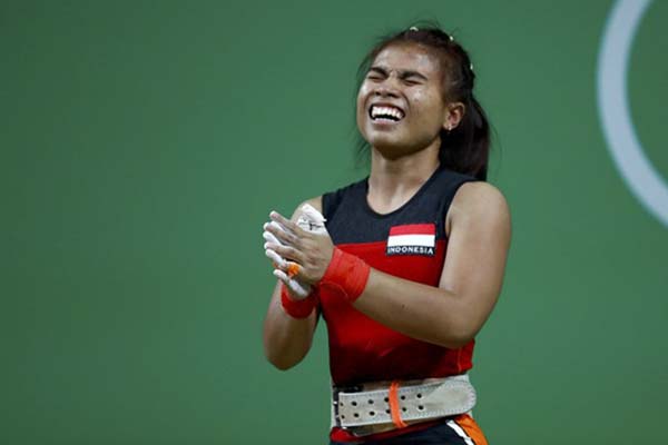  Hasil Asian Games 2018: Lifter Sri Wahyuni Minta Maaf Cuma Bisa Sumbang Perak