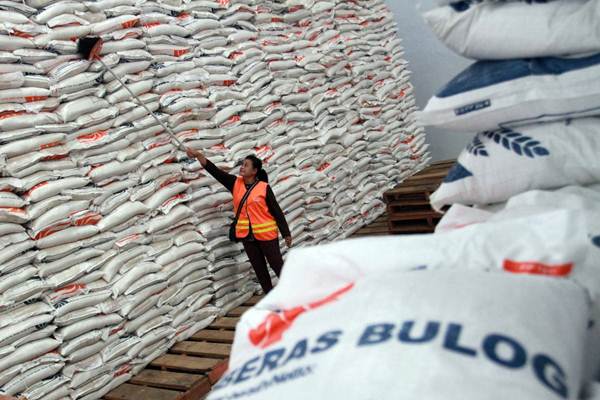  Bulog Salurkan 264.000 ton Cadangan Beras Pemerintah ke Lombok