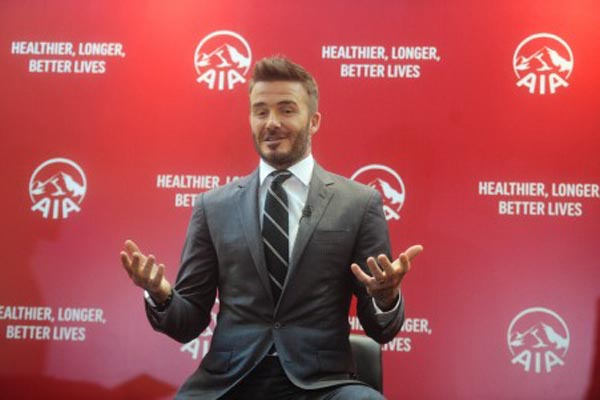  David Beckham Penerima Penghargaan Presiden UEFA Tahun Ini