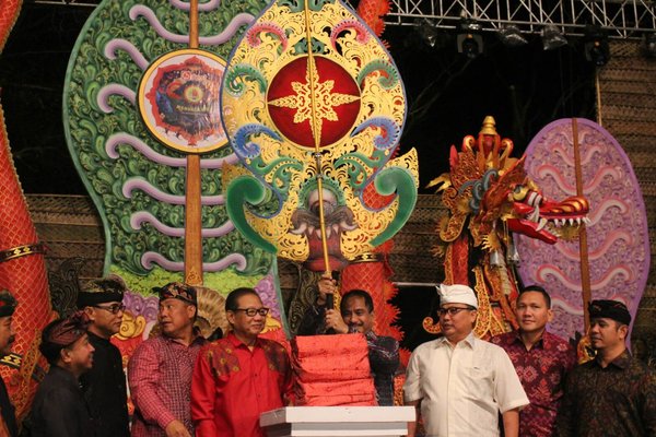  Bali Ditarget Menarik Kunjungan 8 Juta Wisman Tahun Depan