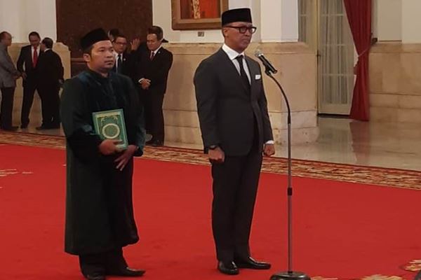  Agus Gumiwang, Anak Menteri Era Orde Baru, Dilantik Jadi Mensos