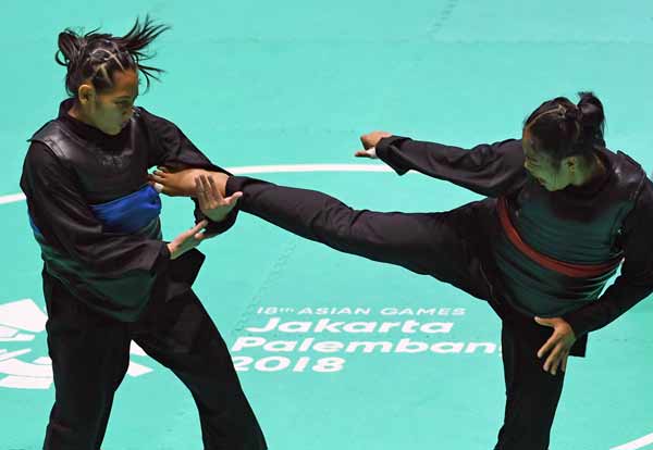  Aksi Pesilat Thailand Melawan Pesilat Singapura