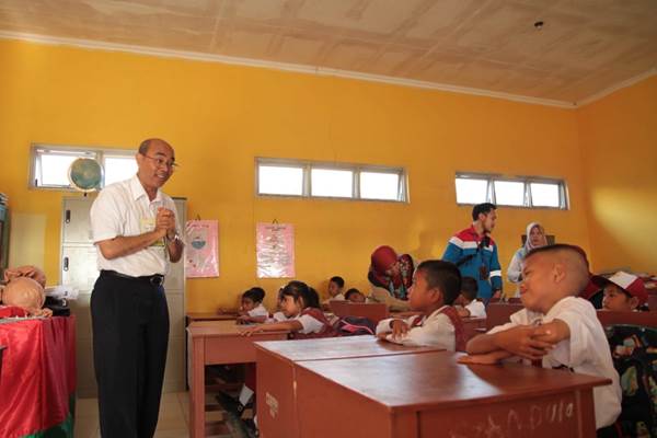  Puluhan Pekerja Pertamina Palembang Mengajar di Sekolah Dasar 