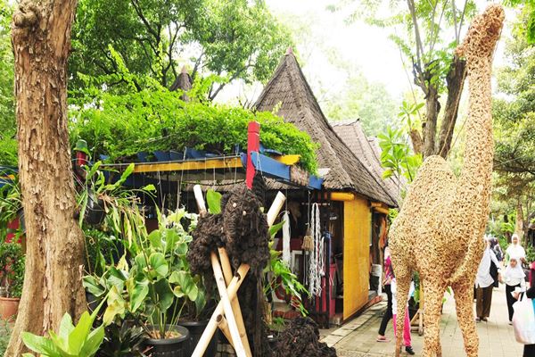  “Merah Putih Gelar Budaya Betawi\" di Ancol