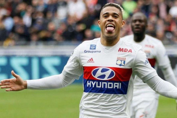  Real Madrid Angkut Pulang Mariano Diaz