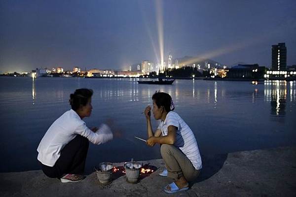  Warga AS Tetap Dilarang Berkunjung ke Korea Utara