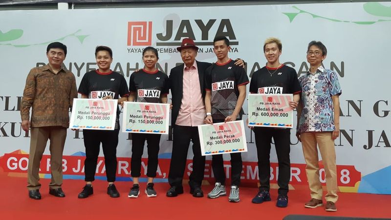  PB Jaya Raya Beri Penghargaan pada Para Atlet Peraih Medali