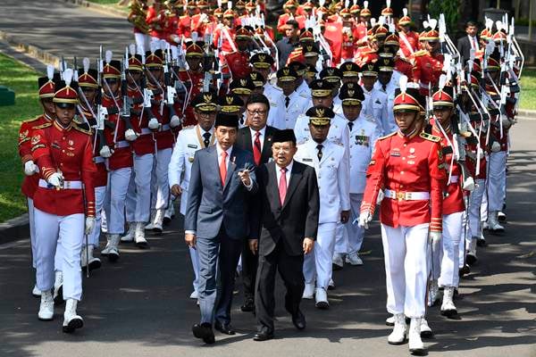  Pelantikan Sembilan Gubernur dan Wakil Gubernur