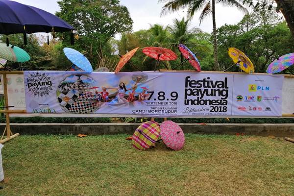  Teduhkan Keberagaman dalam Festival Payung Indonesia 2018