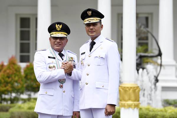  Edy Rahmayadi Instruksikan Pegawai Kantor Gubernur Sumut Salat Berjamaah di Masjid