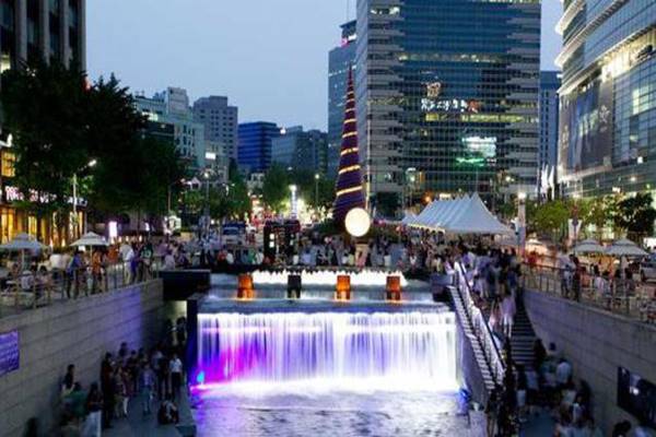  Jokowi Ingin Ciliwung Sebersih Cheongyecheon, Wali Kota Seoul Siap Bantu