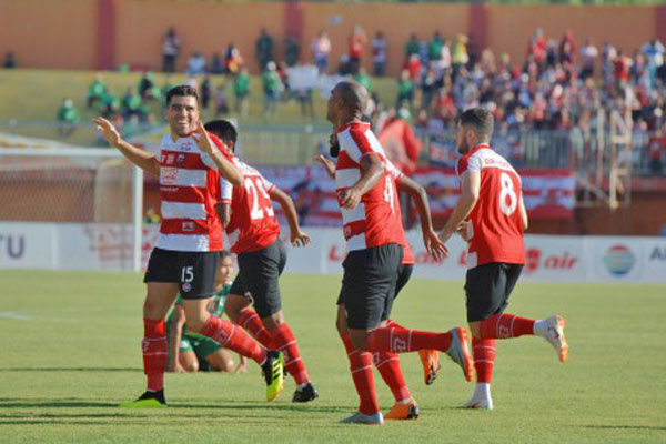  Hasil Liga 1: Madura United Pecundangi Mitra Kukar 2-0