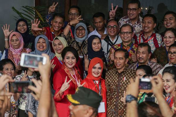  Pembukaan Sidang Umum Ke-35 International Council of Woman