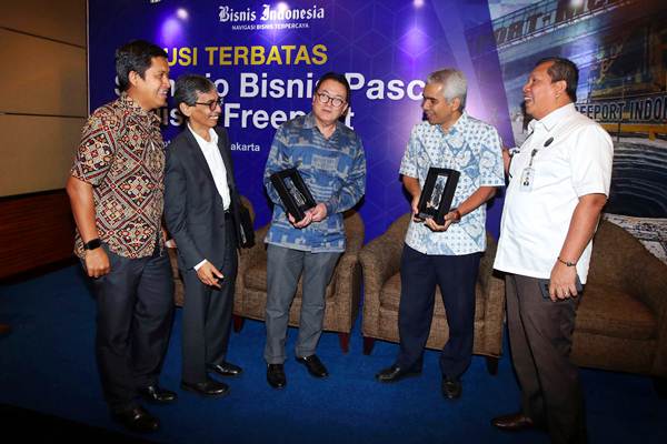  Bisnis Indonesia Selenggarakan Diskusi Terbatas Freeport