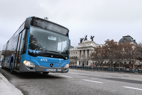  672 Bus Mercedes-Benz Citaro Bahan Bakar Gas Segera Beroperasi di Madrid