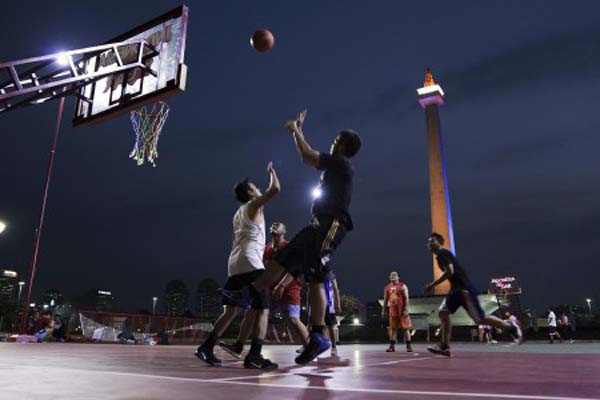  Guru Olahraga di Jateng Dapat Pelatihan Bola Basket dari Jr. NBA