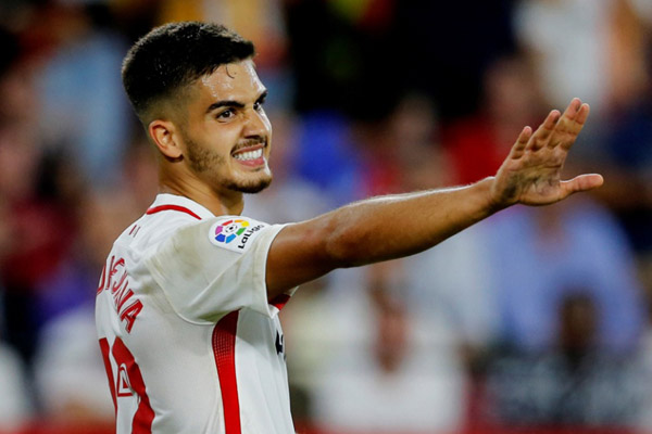  7 Gol, Andre Silva Lewati Lionel Messi Top Skor La Liga