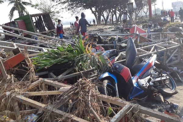  Tiba di Palu, Presiden Pimpin Ratas Penanganan Gempa dan Tsunami