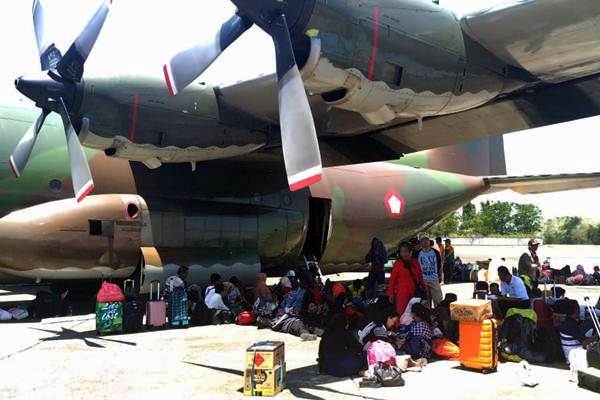  TNI AU: Warga Palu Sempat \'Sandera dan Serbu\' Bandara