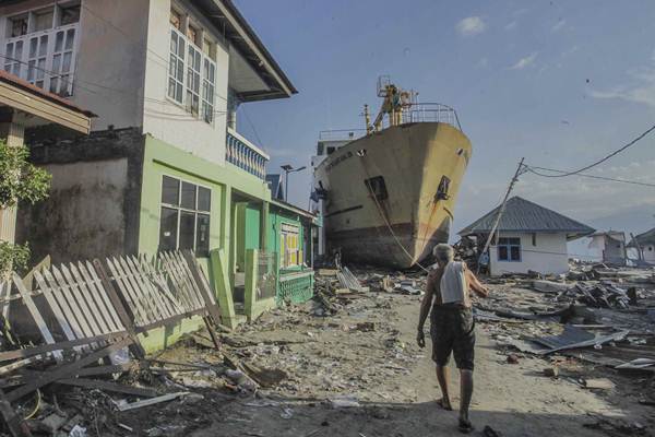  Duka Cita Trump untuk Indonesia: Tsunami Bencana Alam Terburuk 