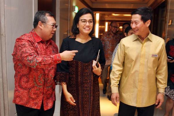  UOB Indonesia Gelar Economic Outlook 2019