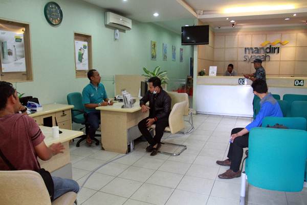  Layanan Perbankan Pascagempa di Palu
