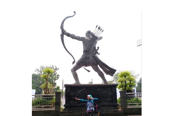 Inilah Bulan Karunia Rudianti, Bocah Disabilitas yang Mengundang Presiden Jokowi ke Panggung 