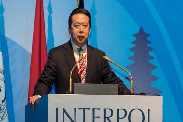  Mantan Kepala Interpol Meng Hongwei Ditahan, Istrinya Grace Meng Diteror