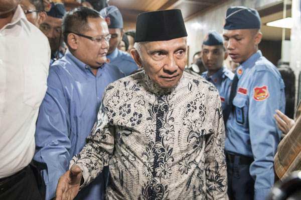  Hoaks Ratna Sarumpaet, Didampingi Putrinya Amien Rais Datangi Polda Metro Jaya
