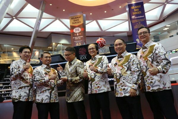  Setelah 10 Tahun, Perusahaan Keluarga Ini Resmi Jadi Penghuni Baru Lantai Bursa
