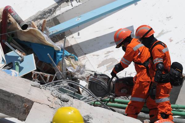  Tips Mencegah Kecelakaan Akibat Gempa dari BMKG