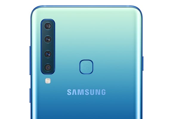  Samsung Luncurkan Ponsel 4 Kamera