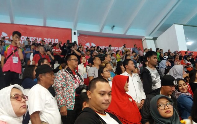  Nonton Para Renang, Menpora dan Keluarga Pilih Duduk Bersama Masyarakat