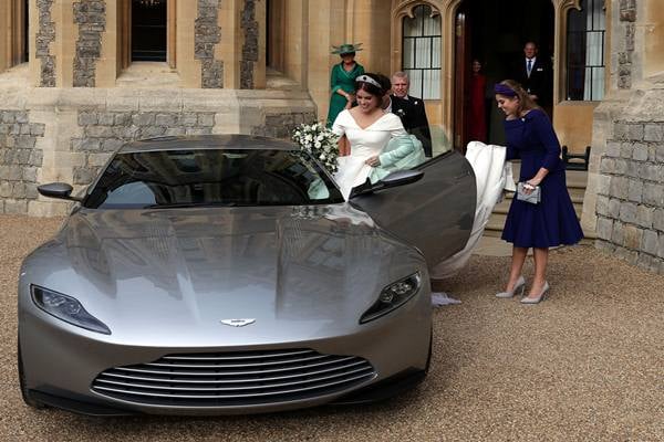  Royal Wedding, Putri Eugenie Terkesima dengan Mobil Jack