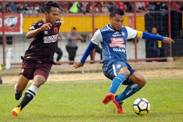  Hasil Liga 1: Libas Arema, PSM Makassar Samai Persib Bandung