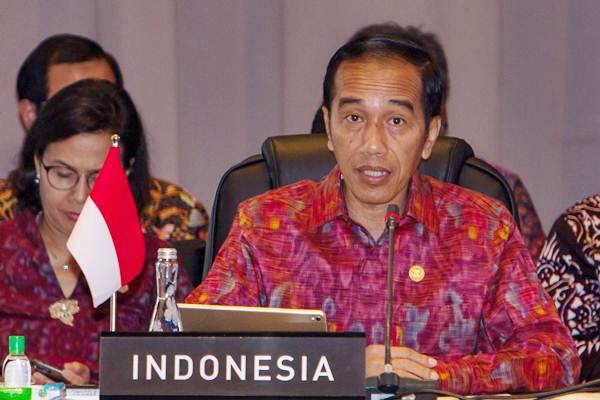  Jokowi Minta Para Menteri Bikin Terobosan Kendalikan Impor