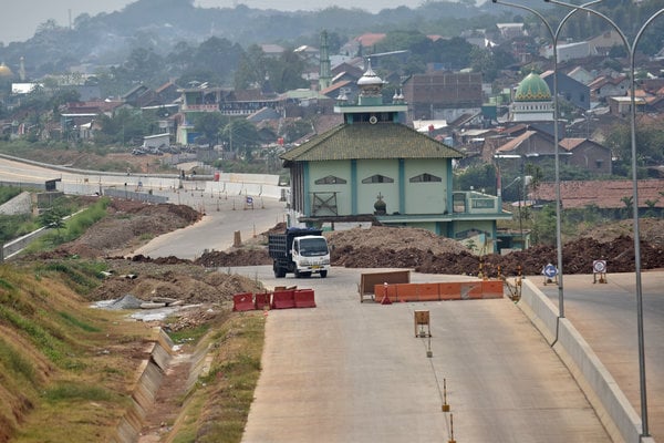  Tol Semarang Batang Rampung 93%