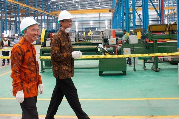  Saham Steel Pipe Industry of Indonesia Melonjak 34%