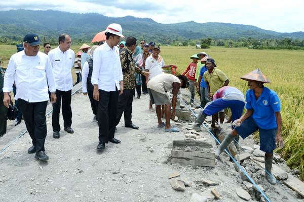  Jokowi Minta Desa Terlibat Pembangunan Infrastruktur