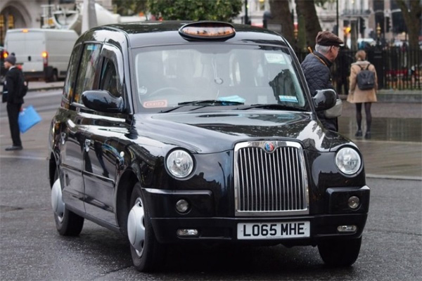  Black Cab, Taksi Listrik London Beroperasi di Paris