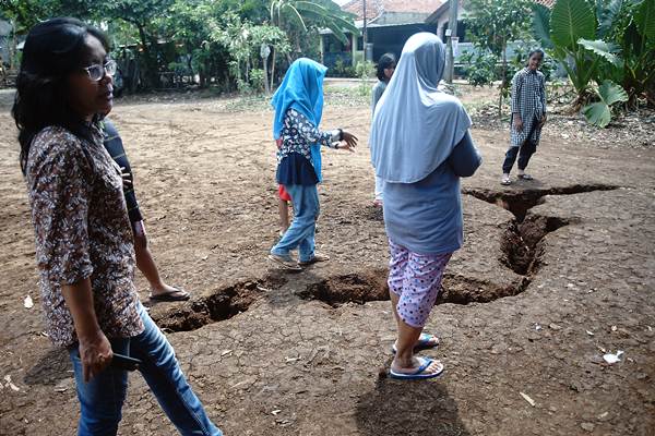  Ada Tanah Berbelah di Depok