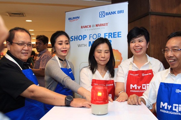  Gelar Belanja Gratis, BRI Perkenalkan My QR di Ranch Market Surabaya