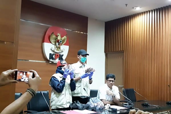  Korupsi DPRD Kalteng: KPK Tetapkan 7 Tersangka