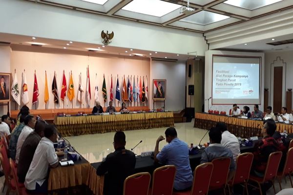  Desain Peraga Kampanye Segera Ditetapkan, Beberapa Partai Belum Melengkapi