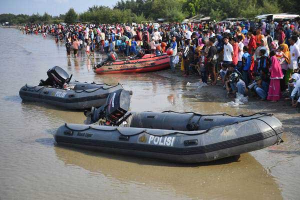  Cuaca Tidak Bersahabat, Basarnas Lanjutkan Pencarian dengan Kapal Laut