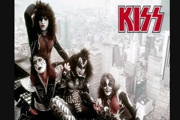  Band Rock Kiss Akan Gelar Tur Perpisahan