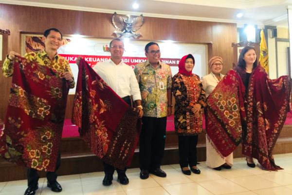  300 Perajin Batik Pekalongan Dibekali Pengelolaan Keuangan