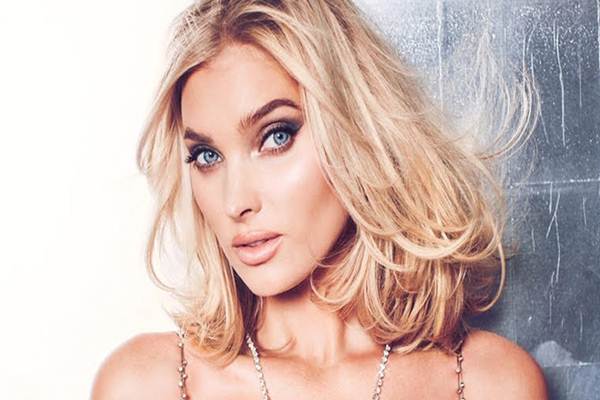  Angel Victoria\'s Secret Fashion Show di Mata Elsa Hosk