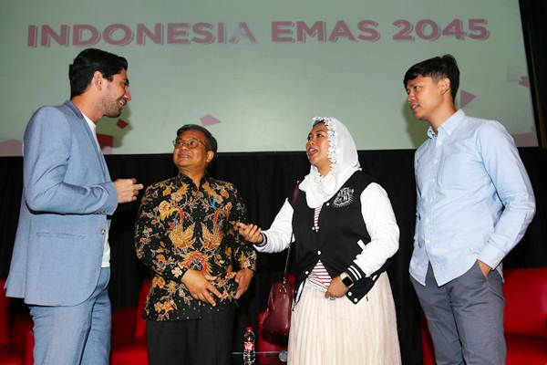  Seminar Indonesia Emas 2045