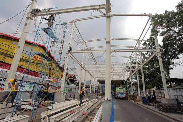  Ini Sebabnya Skybridge Tanah Abang Belum Diresmikan   